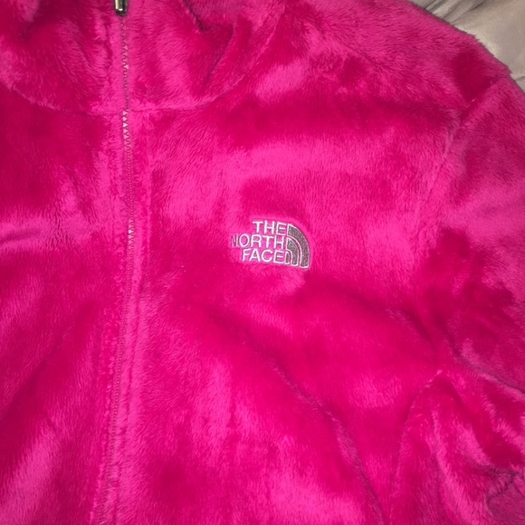 Like new, hot pink, Women’s North Face fuzzy coat! - Picture 2 of 4